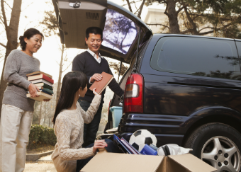 Understanding Prospective Students' College Enrollment Views | UniGlobal Careers